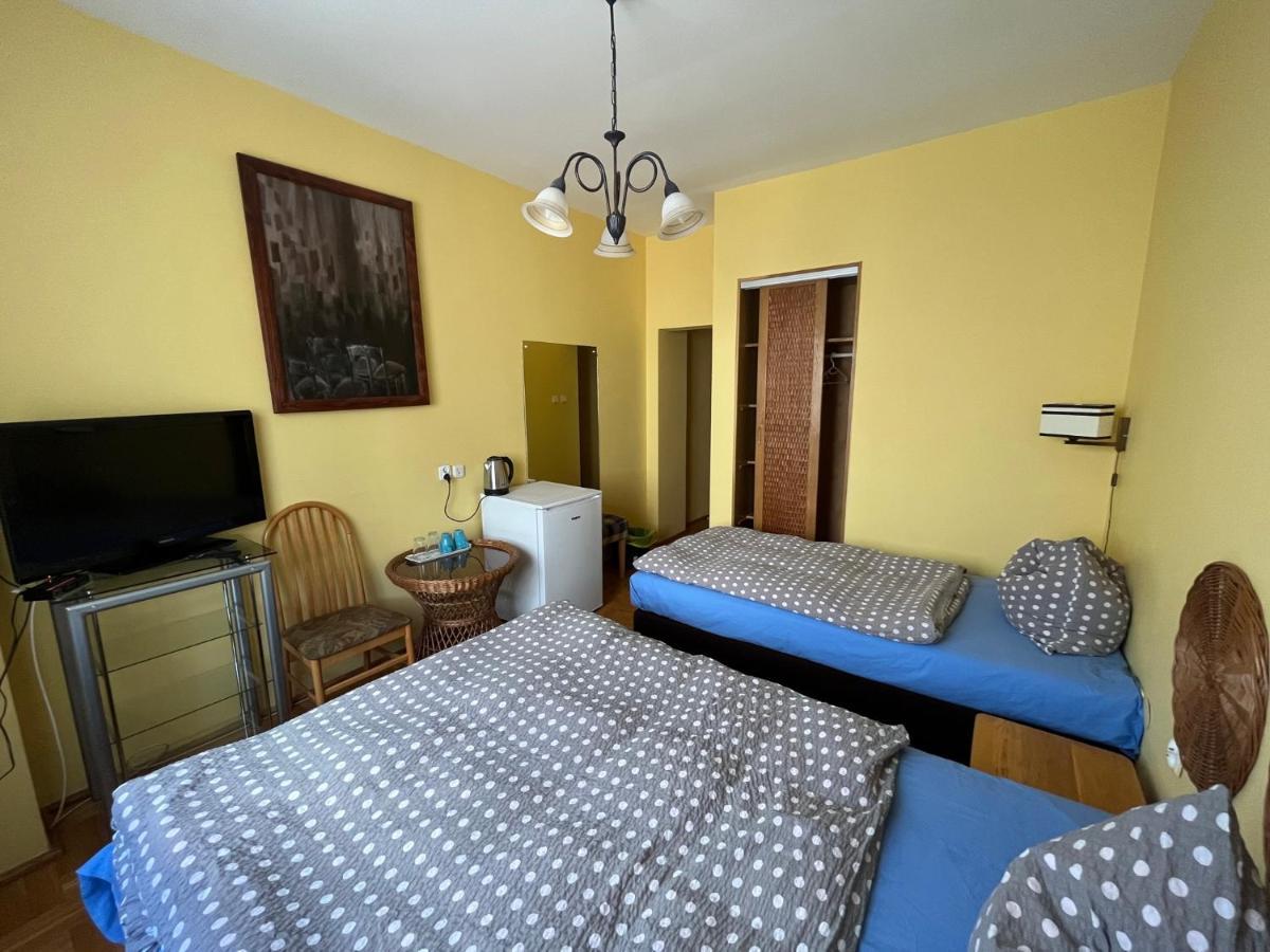 Villa Centrum With Access Kitchen (Adults Only) Ζιελόνα Γκόρα Εξωτερικό φωτογραφία